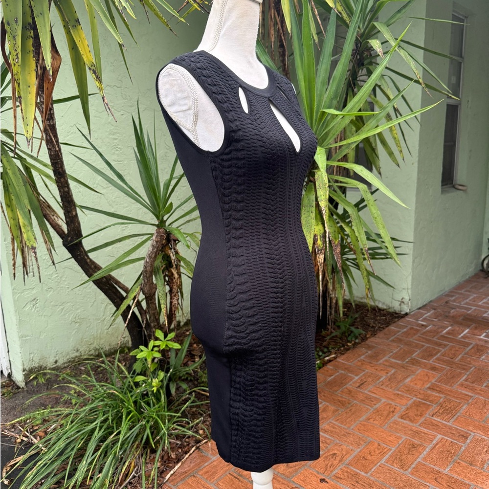 Black Textured Bodycon Bondage Keyhole Dress